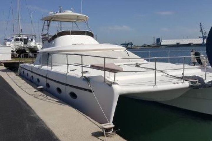 CHARTER CATS - PROWLER 480 à vendre